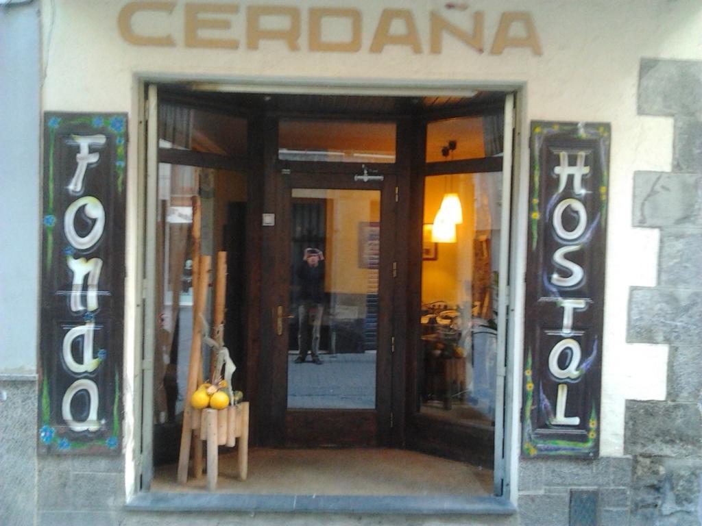 Fonda Cerdanya Hotel ปุจเซร์ดา ภายนอก รูปภาพ