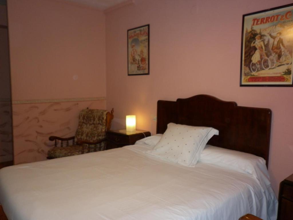 Fonda Cerdanya Hotel ปุจเซร์ดา ภายนอก รูปภาพ